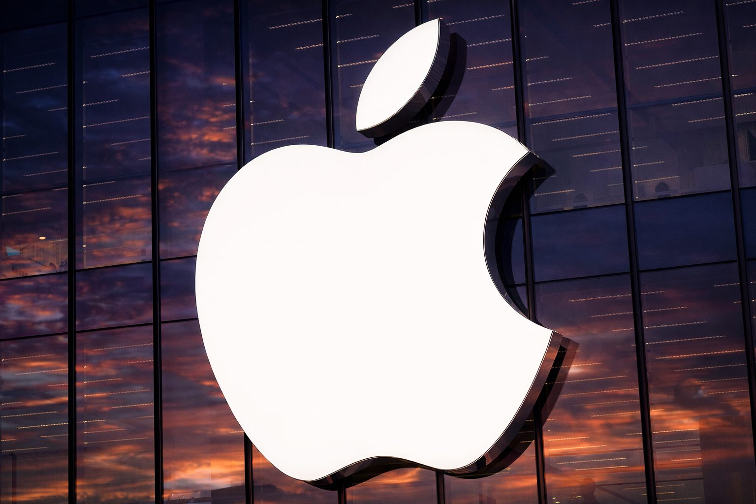 apple-stock-aapl-news-today-siri-ai-hype-meets-app-store-risk-fresh-forecasts-and-what-investors-are.jpeg Apple Stock (AAPL) News Today: Siri AI Hype Meets App Store Risk — Fresh Forecasts and What Investors Are Watching on Dec. 19, 2025