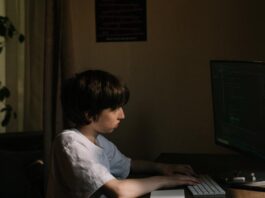 How to use Midjourney: Best free online courses