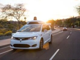  Waymo Tests Google Gemini AI as In-Car Assistant in Robotaxis