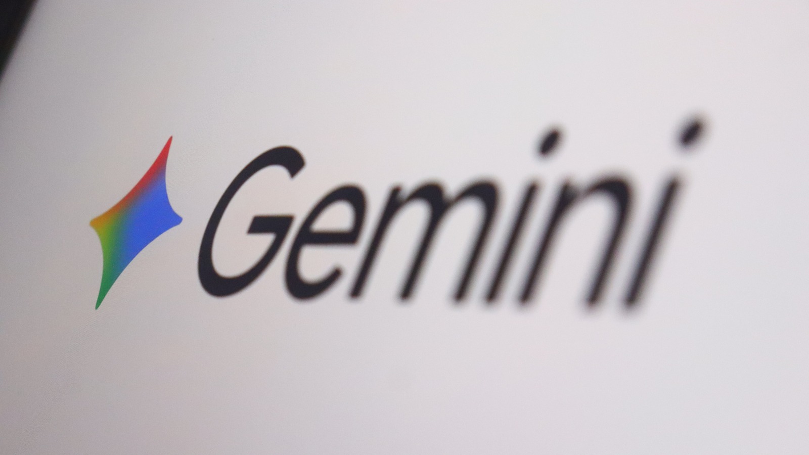 l-intro-1764905159.jpg 4 Google Gemini Smartwatch Features You Need To Start Using