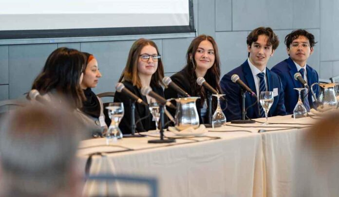 AI Dominates Conversation at Inclusive Excellence in Teaching Workshop