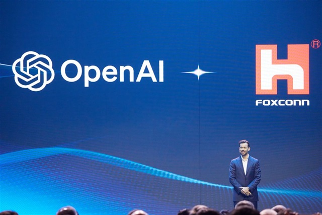 OpenAI's Gumdrop device aims to break free from Apple, Google grip