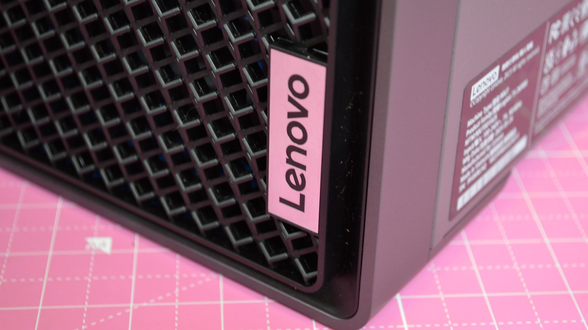 FngvQ7EYfLsSVFw9vv6gXB-1920-80.jpg Lenovo Legion Tower 5i logo