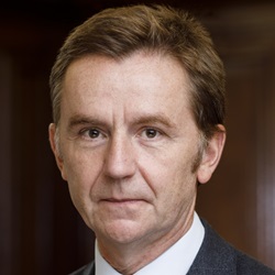 Clients demanding AI chatbots to “circumvent lawyers”