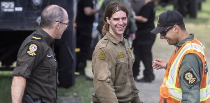 I used AI chatbots as a source of news for a month, and they were unreliable and erroneous