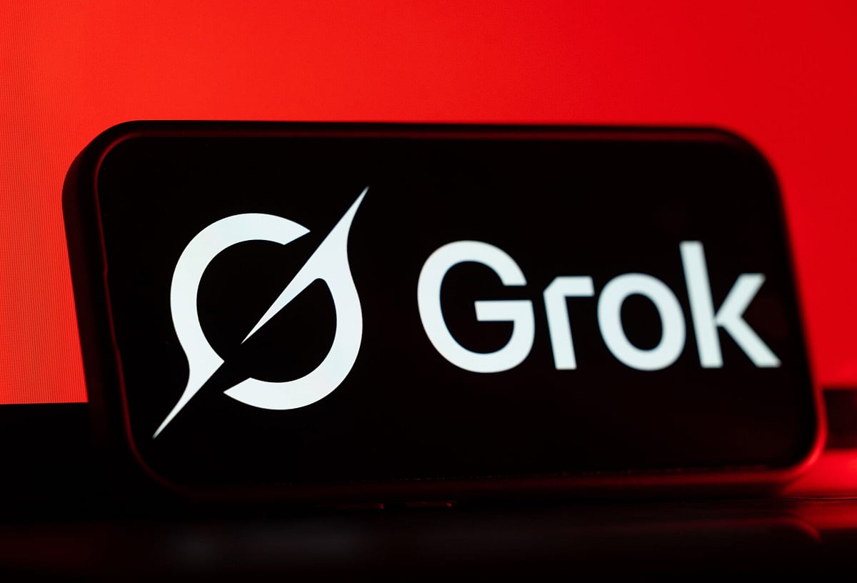 gulfnews2F2025-07-202F53r6zz202F_1x_1.jpg Musk says users, not Grok, are liable — but regulators aren’t convinced