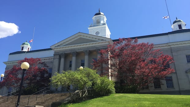 Acadia University opens up AI literacy course to public for free