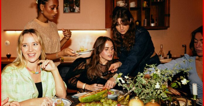 An Honest Review of the AI-Curated Social App 222