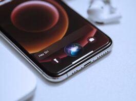 Two months after announcing Gemini deal for Siri, Apple hires ex-Google executive to head AI push