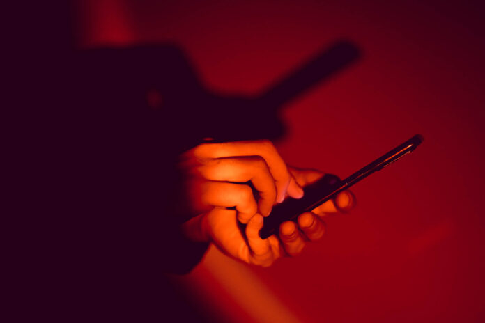 Lords propose AI tool on phones to stop child sexual abus...