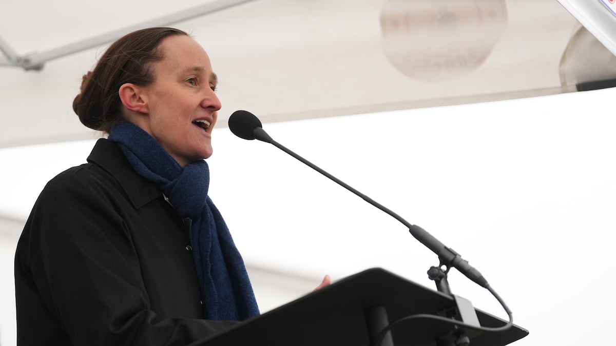 QHZ4JHW4TJHV3MGNJRLU2RJT4I.jpg Seattle mayor pumps the brakes on the city’s AI chatbot adoption