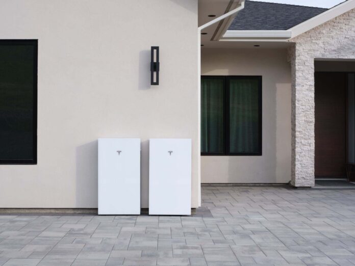 Tesla Powerwall Gets New AI-Powered 'Status' Feature in App