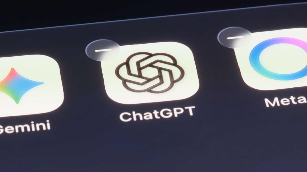 9383f7fd-96d2-4c73-a208-59065ce83393.jpeg OpenAI investors question valuation after questionable pivot