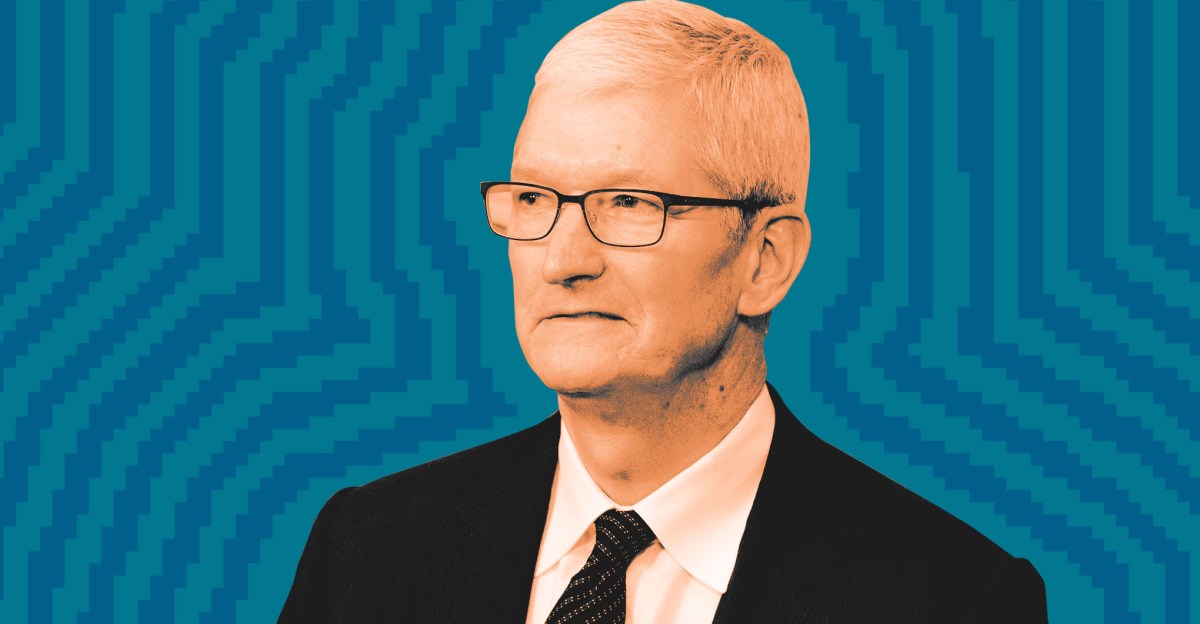 STK468_APPLE_ANTITRUST_CVIRGINIA_G.jpg Apple threatened to pull Musk’s AI Grok from App Store over sexualized deepfakes