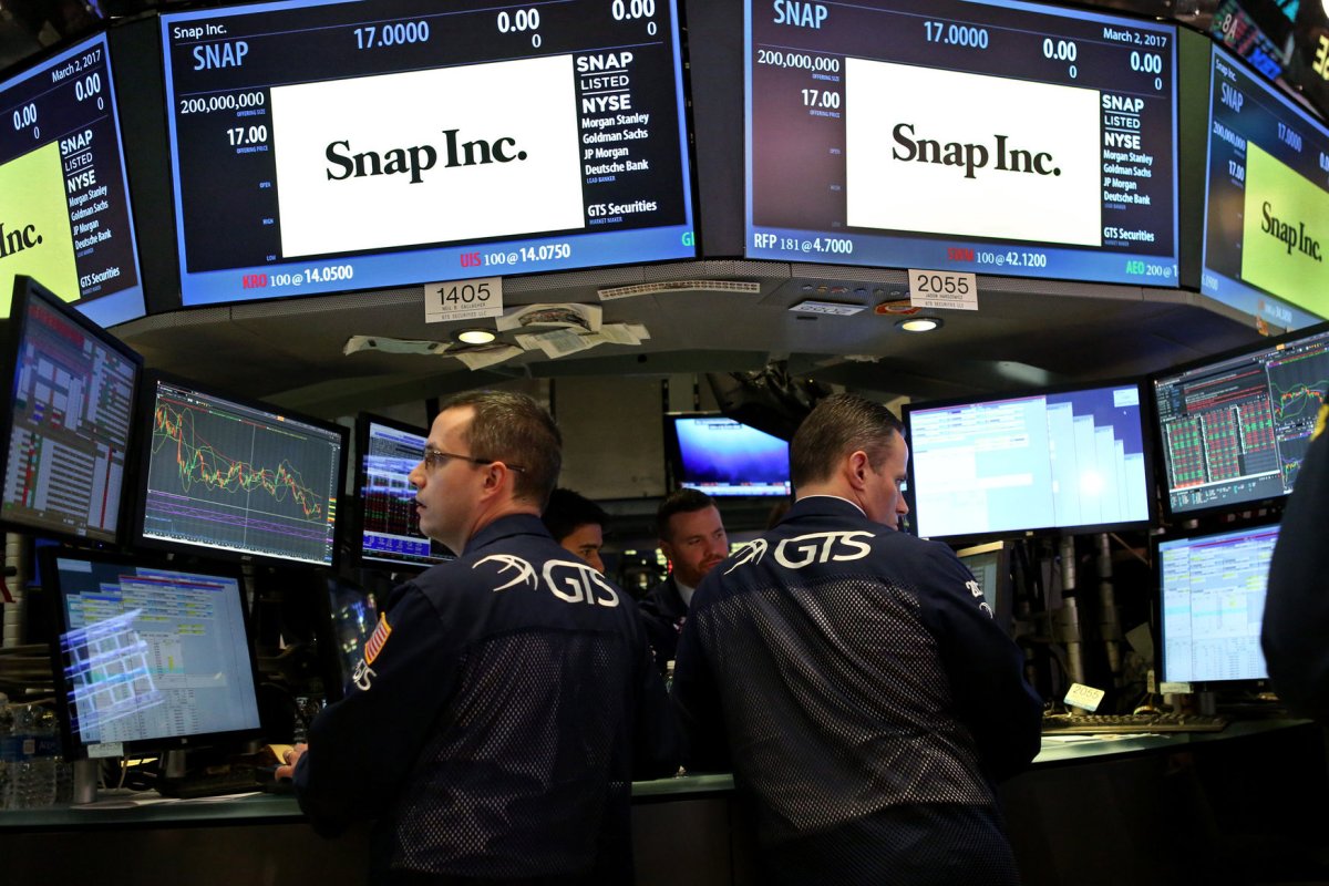 Snapchat-parent-company-slashes-workforce-turns-to-AI.jpg Snap Inc., Snapchat parent company, slashes workforce, turns to artificial intelligence
