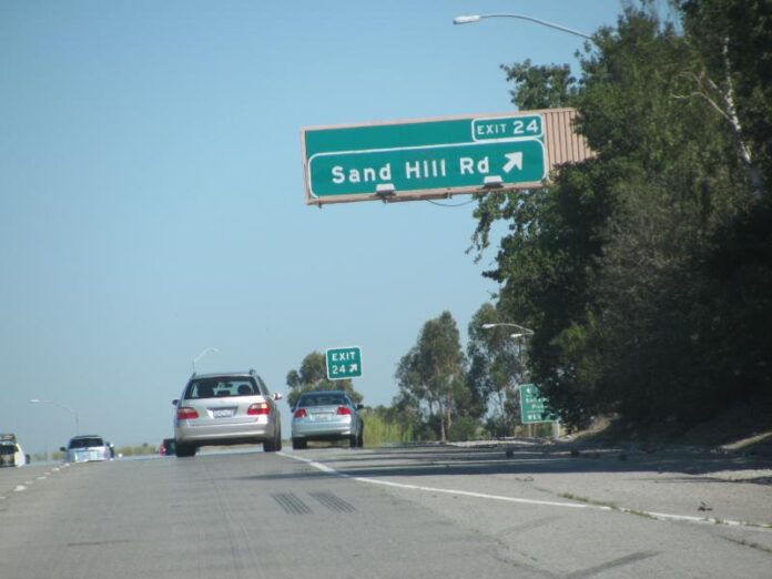 PitchBook: US venture funding surges to record $267B as OpenAI, Anthropic and xAI dominate AI deals